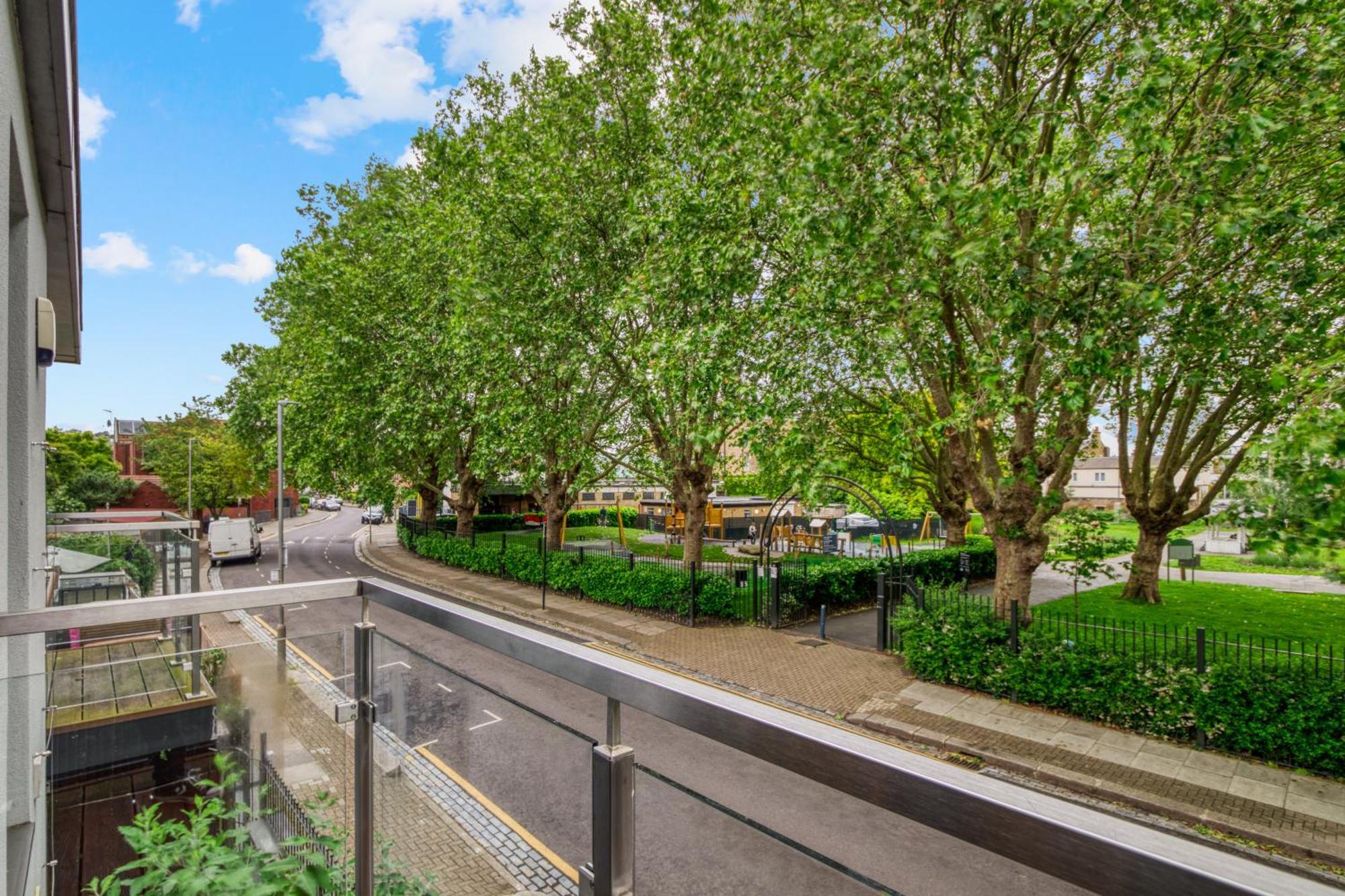 2 Bed 2 Bath Balcony View Wimbledon Tennis Villa London Exterior photo